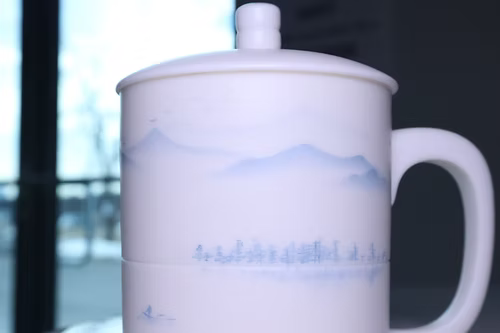 Hand-painted Qingshan Office Cup, Poetic and Picturesque, by Master Zhang Lijiao